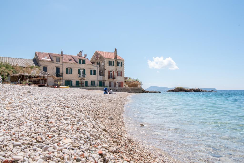 Apartments On The Beach Komiža Exteriér fotografie